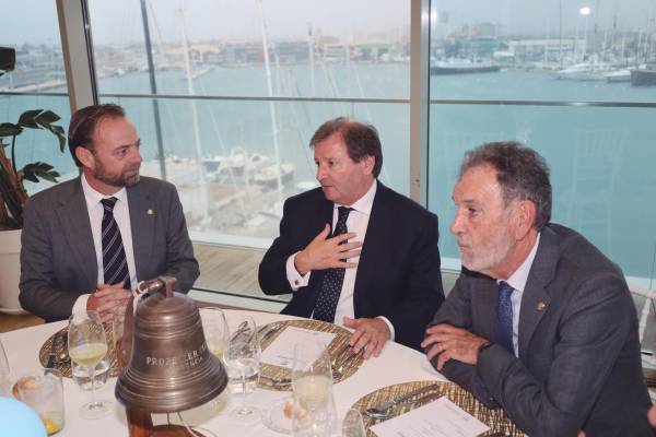 El CGAA abre la puerta a “algún tipo de acción directa” para “hacer ver los perjuicios del CAU”